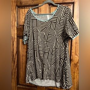 Lularoe Perfect T